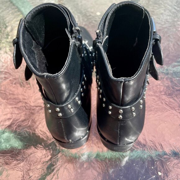 Le Château Black Ankle Boots - Picture 5 of 7